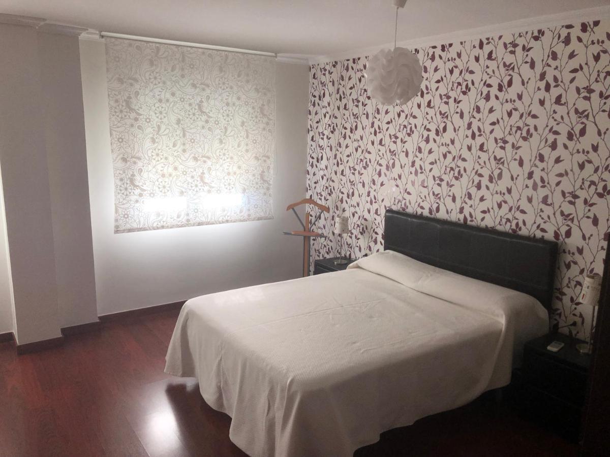 Apartamento Acueducto, Tres Dormitorios Y Parking Gratis Mérida Luaran gambar