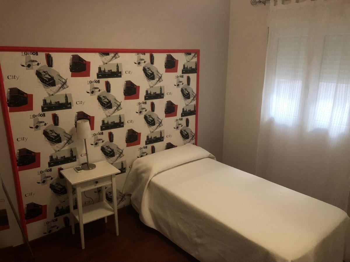 Apartamento Acueducto, Tres Dormitorios Y Parking Gratis Mérida Luaran gambar