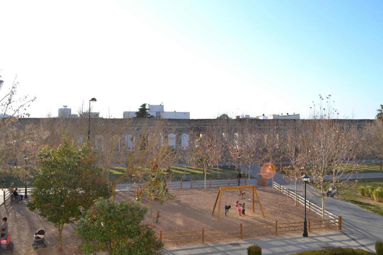 Apartamento Acueducto, Tres Dormitorios Y Parking Gratis Mérida Luaran gambar